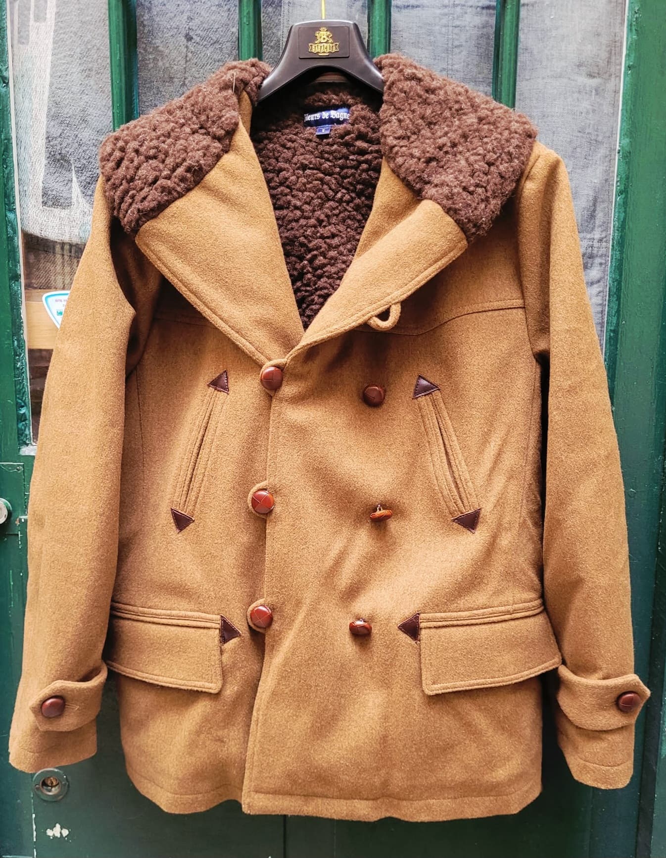 Légendaire Canadienne en laine Burel